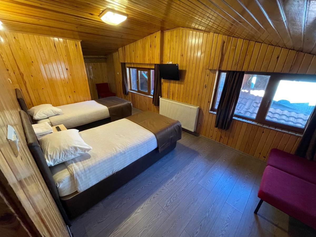 Ozkan Otel Hồ Uzungöl Ngoại thất bức ảnh