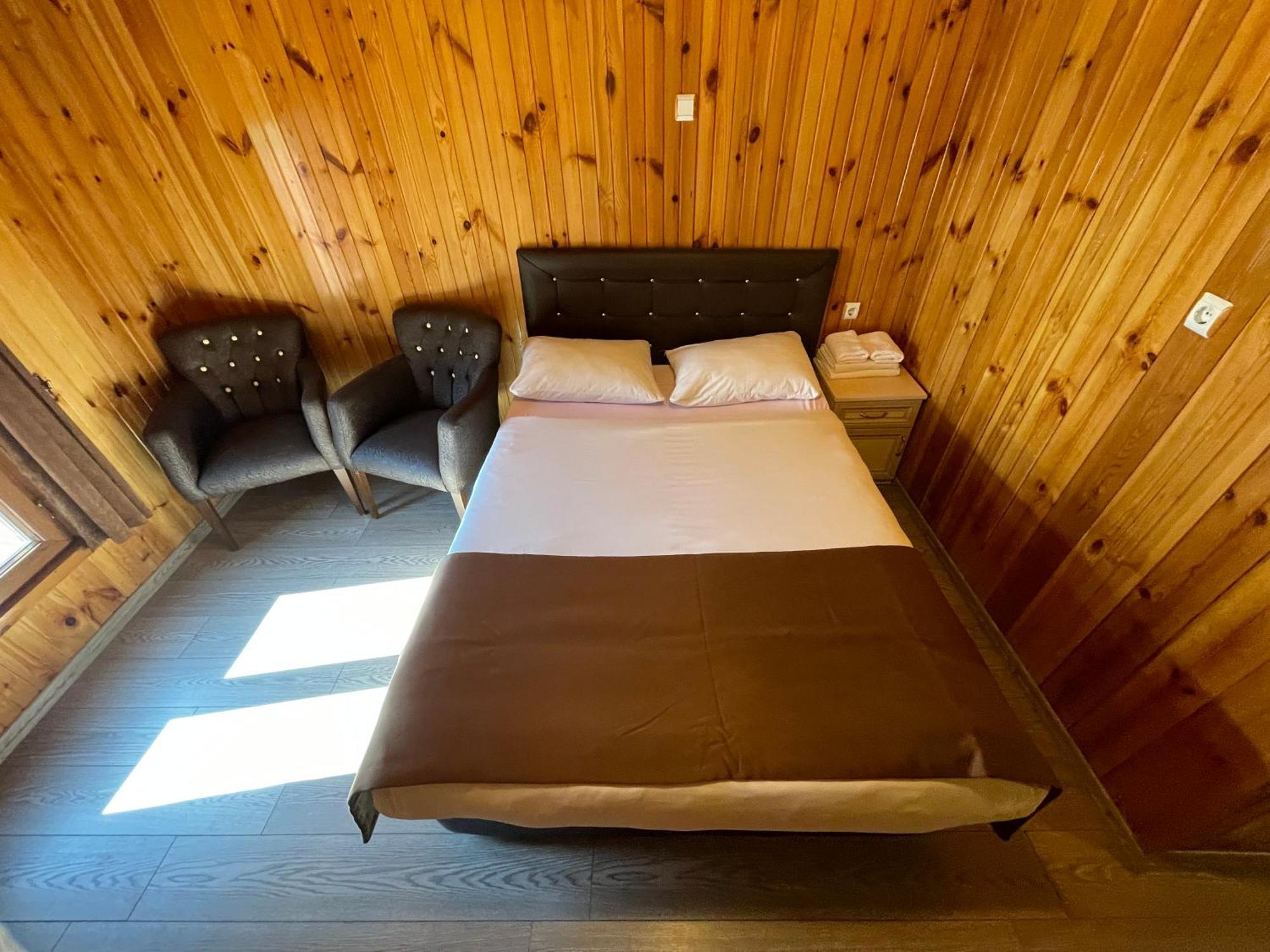 Ozkan Otel Hồ Uzungöl Ngoại thất bức ảnh